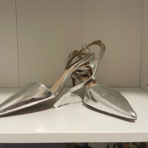 Steven silver kitten heel